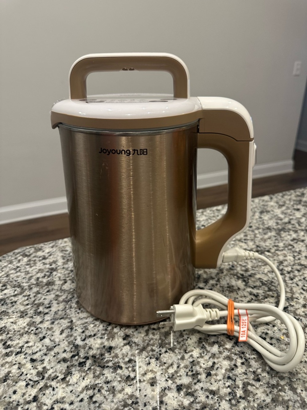 Gold Soy Milk Maker - Automatic Easy-Clean Hot Beverage Machine